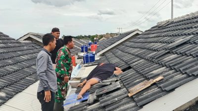 Seorang Pria Ditemukan Tak Bernyawa di Atas Atap Rumahnya Akibat Tersengat Listrik